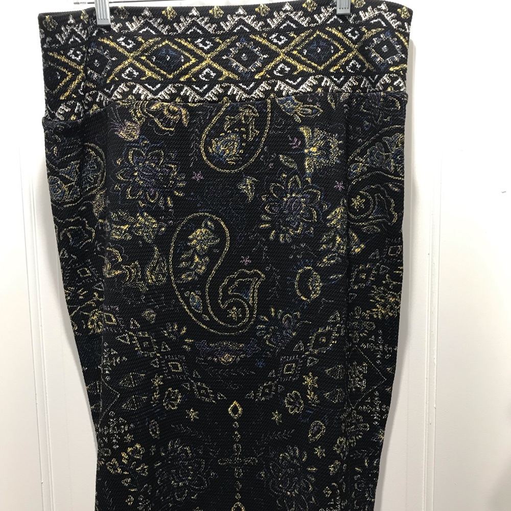 EUC LuLaRoe Pencil Skirt